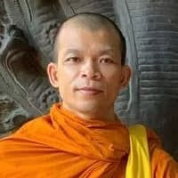 កាន់ ដារ៉ា